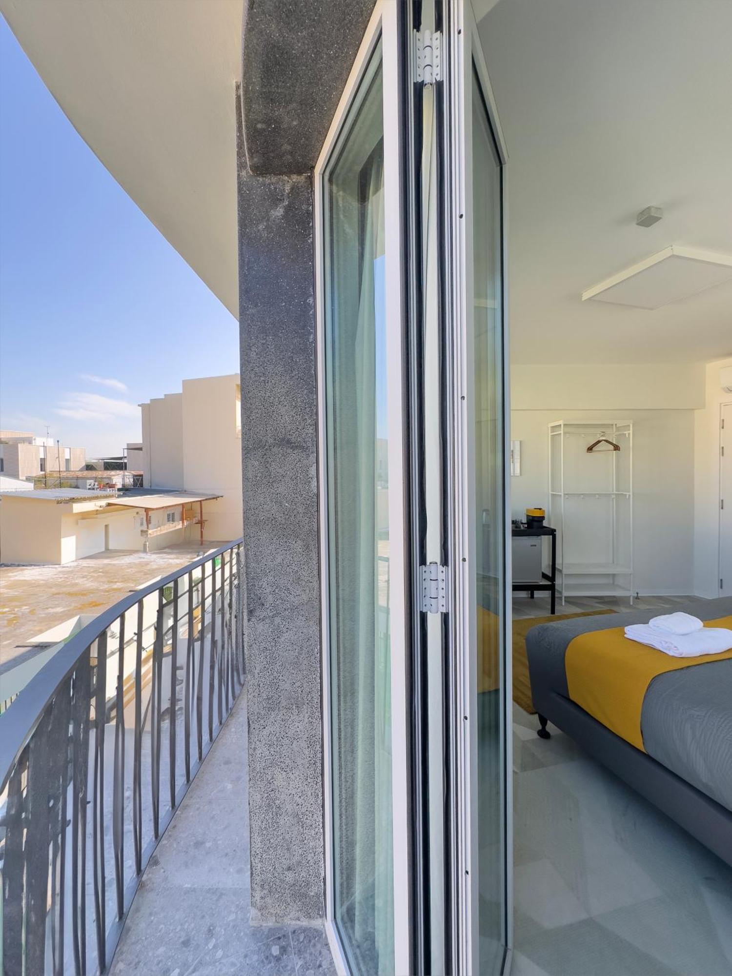 Martin Nicosia City Suites Esterno foto